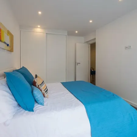 Casa 28 Сетубал